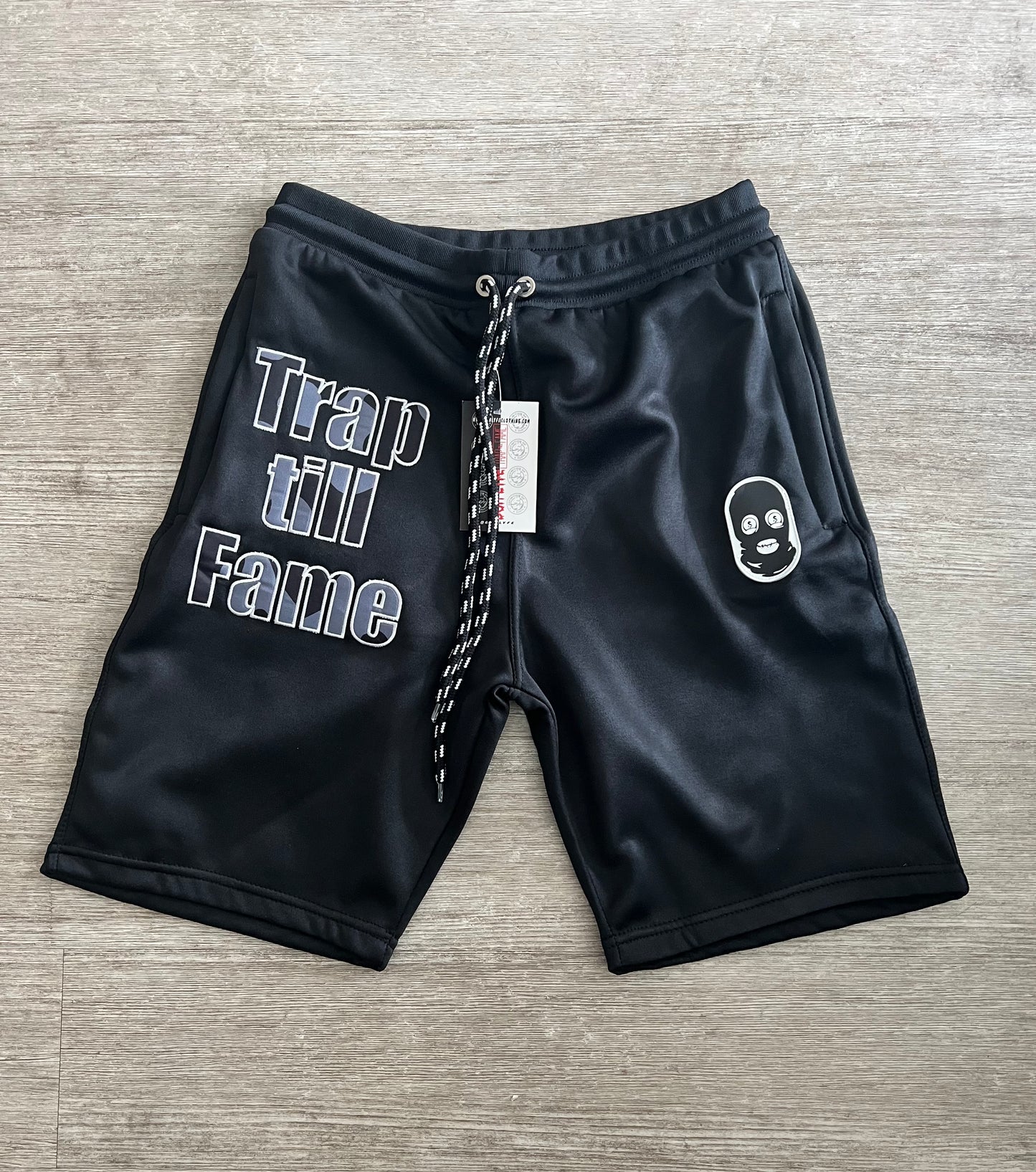 Dohlyfe x TrapTillFame Short Hoodie Set! black/grey/white